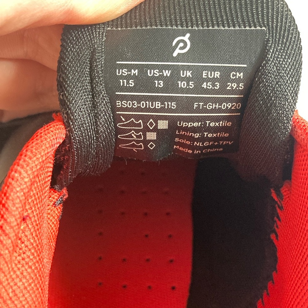 Peloton shoes. Color is black. Size Men’s 11.5 or Women’s 13 - Picture 3 of 4